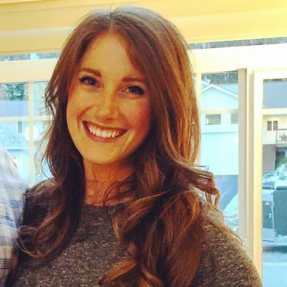 Meet your Posher, Lauren - Picture 1 of 1